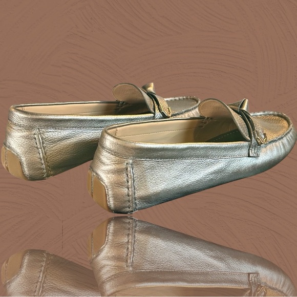 NWOT Cole Haan Women’s ‘Evelyn’ Bow Driver Loafer in “Pewter Metallic” Size 8.5 - Picture 10 of 16